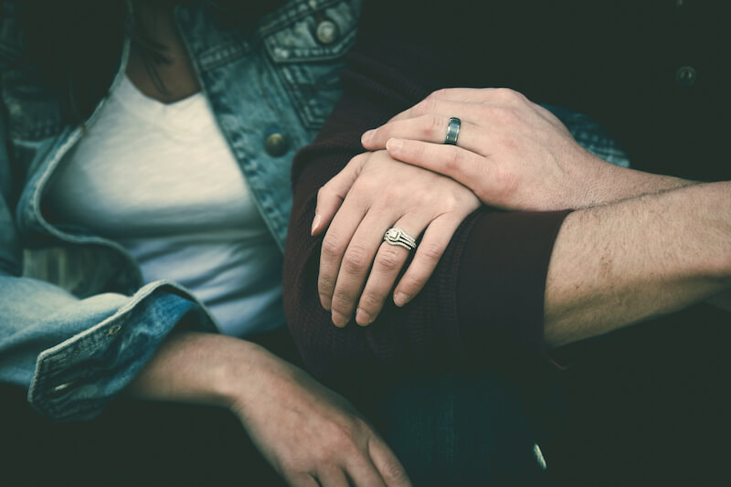 Unterschied zwischen Dating und Engagement Schwule Lesben Dating-Websites
